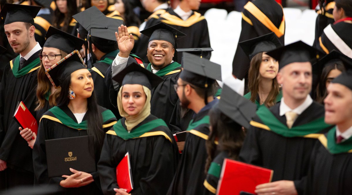 🎓 Class of 2024: Congrats to all #UCalgaryMedgrads who crossed the stage yesterday! What an exciting day and proud moment to remember. Wishing all new grads a bright and fulfilling future in medicine and health sciences! Bravo! 👏