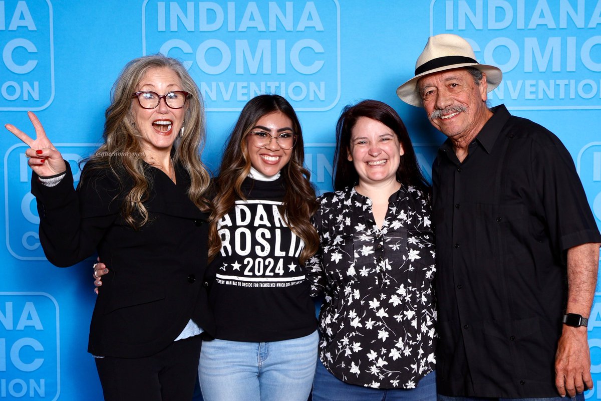 queenmarymcd's tweet image. This was the best weekend with my best girl @jftb0428 and the space parents!💗💗
#MaryMcDonnell #EdwardJamesOlmos