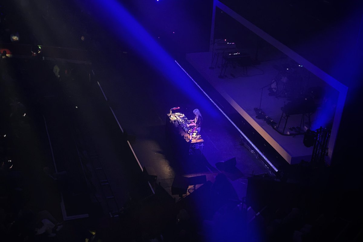 the loneliness of the air support act @RoyalAlbertHall