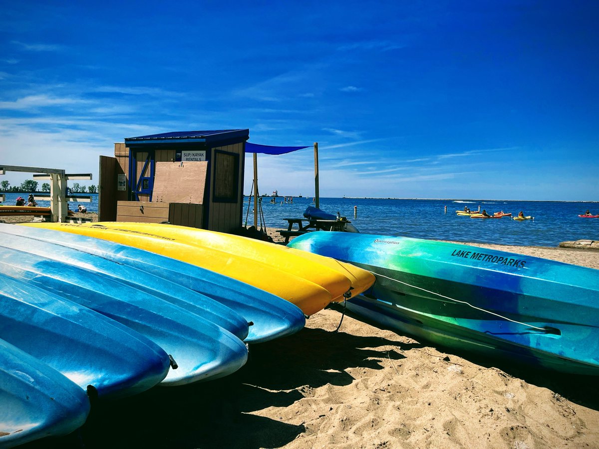 Learn the fundamentals of #kayaking at Early Bird Beginner Kayaking 🛶 New paddlers welcome, no experience required!

📍 Fairport Harbor Lakefront Park 
📅 June 3
⏰ 7 to 8:30 am
🔞 ages 18+ 
💲 $20 with boat rental OR $10 without

Register here: bit.ly/44YLbDQ