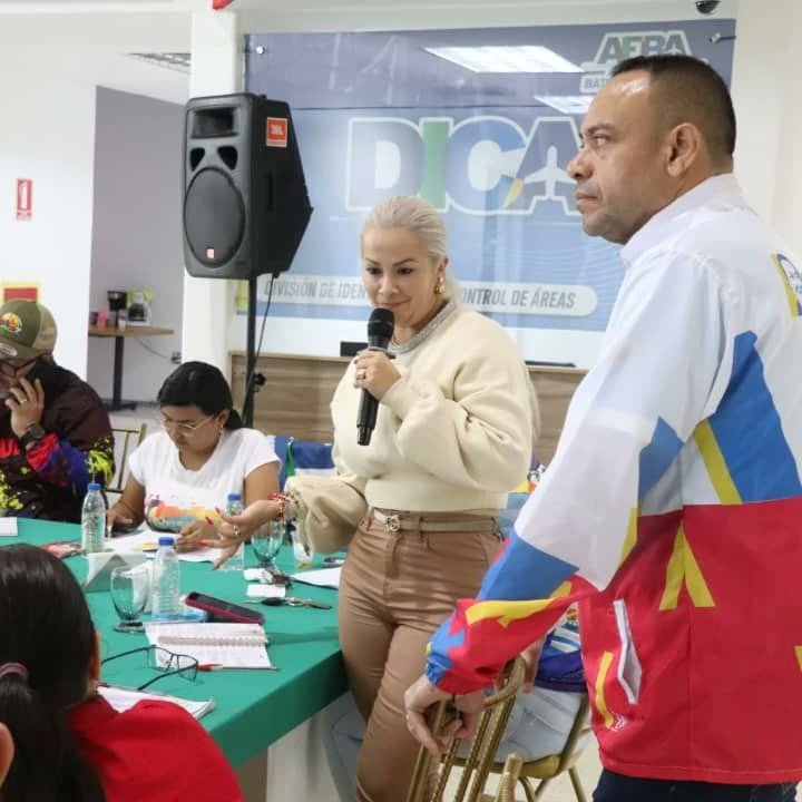 .<a href="/Primitivo_Ceden/">Primitivo_Cedeno</a>

Reunion ordinaria de revisión y evaluación del Partido Socialista Unido de Venezuela <a href="/PartidoPSUV/">PSUV</a> adulto y jóven, un solo equipo con nuestro enlace nacional Diputada <a href="/eekhout_blanca/">Blanca Eekhout (Cuenta Oficial)</a>

 #ElCompromisoEsContigoNicolás
#AvanzandoConAmor

<a href="/NicolasMaduro/">Nicolás Maduro</a>