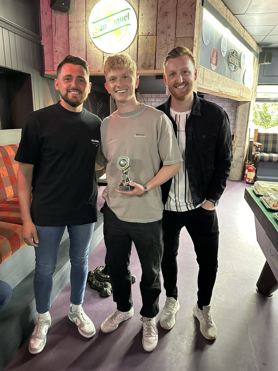 <a href="/RyanPayne10/">Ryan Payne</a> <a href="/Smudger810/">Ryan Smith</a> <a href="/christie_kidd/">Christie Kidd</a> <a href="/Harry_Poole19/">Harry_poole21</a> The Young Player of the season award went to arguably the best player in the league this season. Oozes quality, plays every week and loves the Shoes. Also, a big contender for Karaoke King later tonight. A double award winner this season, that man again <a href="/Smudger810/">Ryan Smith</a> 
#UTS ⚫️⚪️