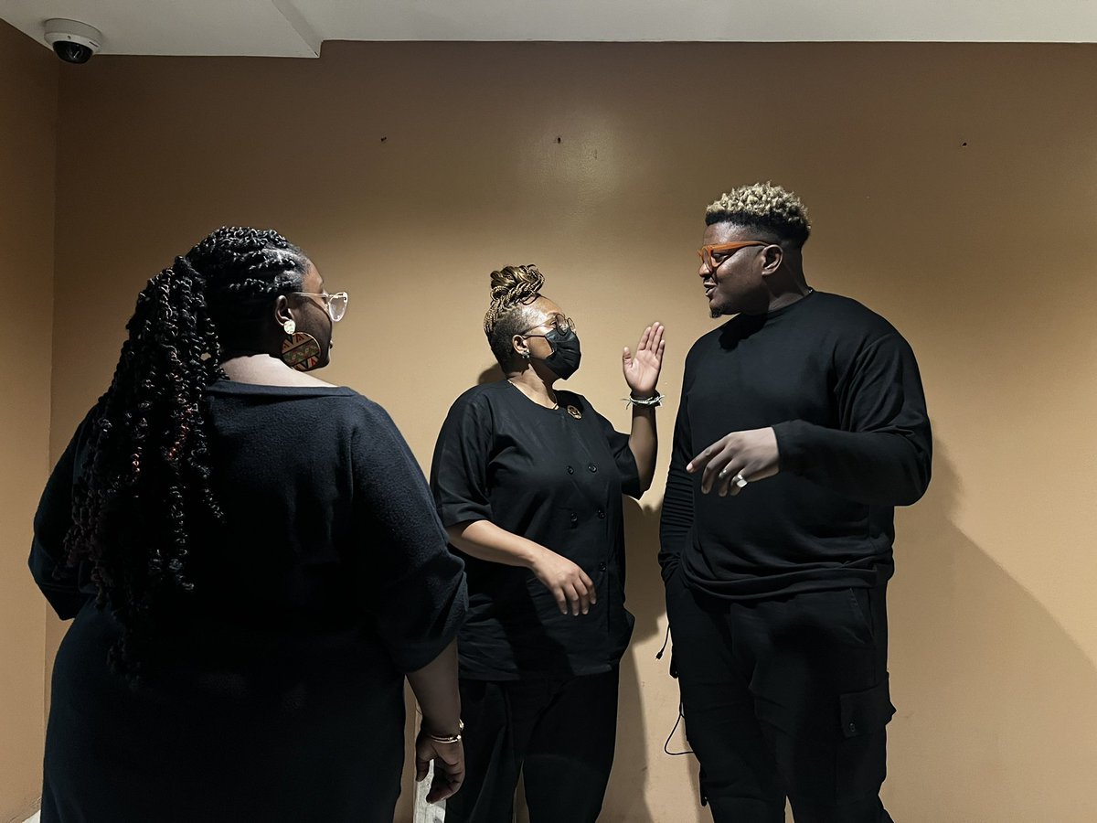 BackendSeries's tweet photo. All we see here is the @_GeraldBlack effect 🖤😂
#BackendSeries #TechEcosystem #DocumentaryLaunch #GeraldBlack #DiscoveringNewTechDestinationsAcrossAfrica https://t.co/7zYpIrm73z