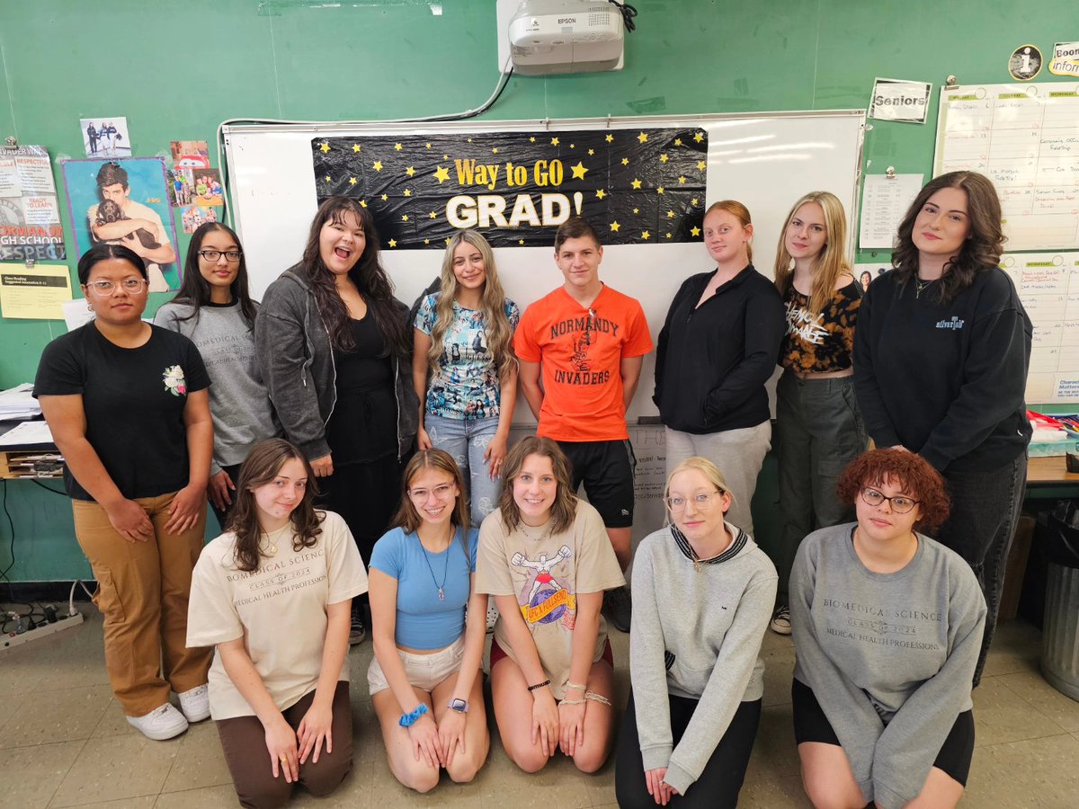 PCSDbiomedical's tweet photo. That's a wrap on 2 years of medical for the senior Biomed crew!  I'm proud of everything you've accomplished and excited to see what your futures hold!  Congrats and good luck! @ParmaSchools @pcsdcte https://t.co/qjYZ9Wf1Ut