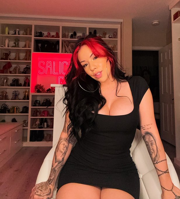 🖤🪩✨ https://t.co/1KapDrj7wb