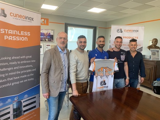 duveochy's tweet image. è già un idolo..."ci siamo scelti a vicenda"
#Mimmo #Cavaccini #CuneoVolley