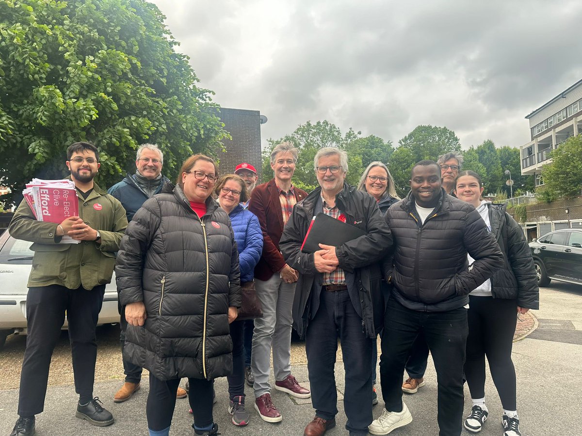 Lots of support in Mottingham this evening