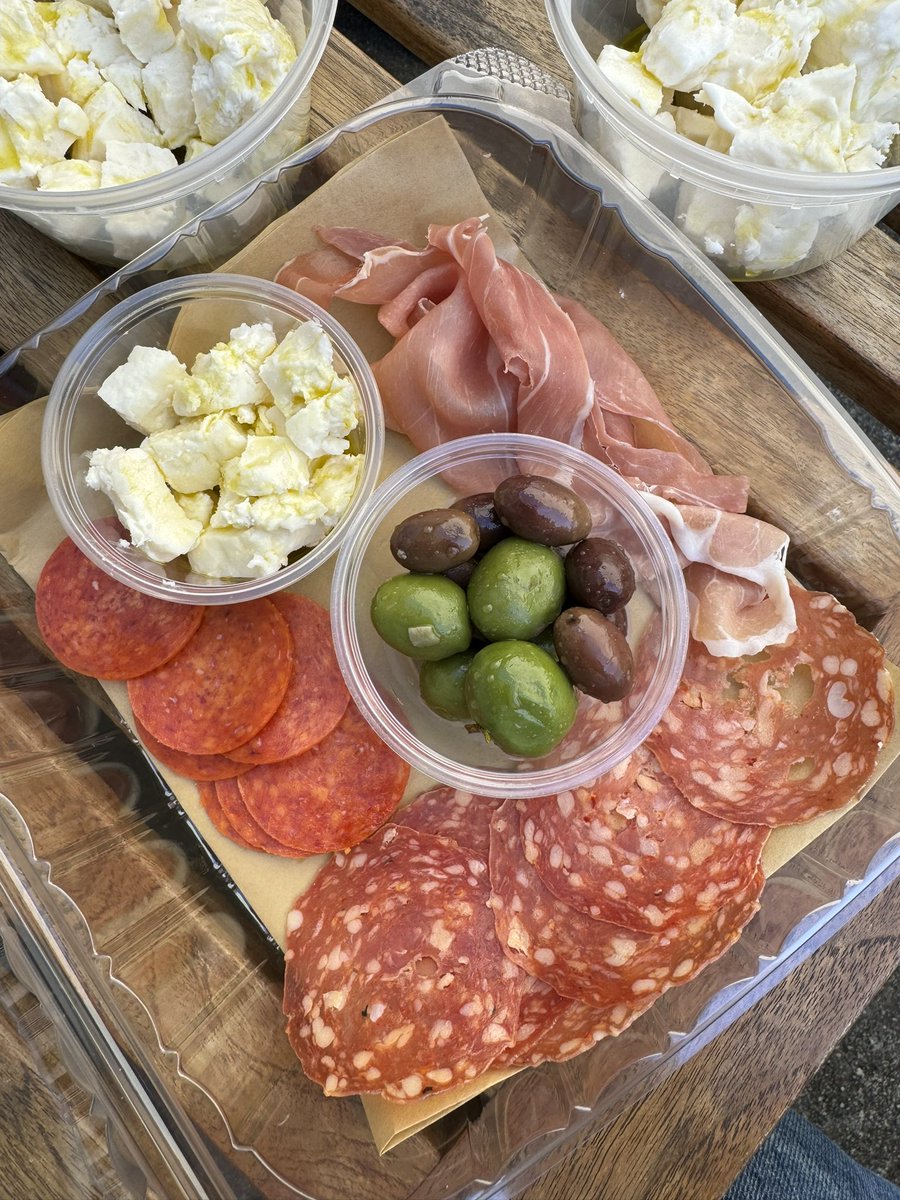 Benchmark Pizzeria & Portavia tweet media