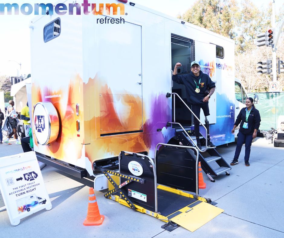 Refresh4All's tweet photo. Feel the independence with Refresh's mobile restroom! Your comfort, our priority. 💪 #MomentumRefresh #Accessibility #Empowerment https://t.co/Pmyv3qC6ZC