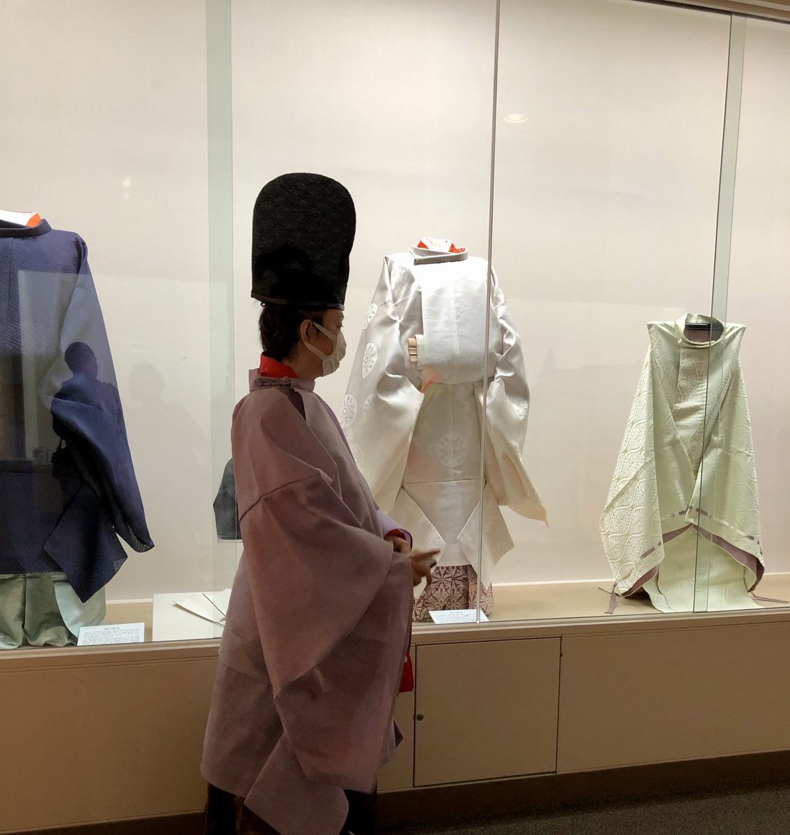 jyoukouin's tweet photo. 真面目��展示を見ていても、ウィンドウショッピングと言われることもございます😅 https://t.co/L52EQFsGG9