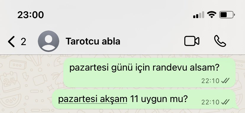 aycaaailhann's tweet photo. benim tarotcu ablayı darlayıs.. https://t.co/v4B5VSz971