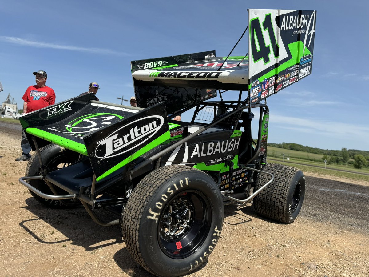 Fresh off the @FremontSpeedway win, @Carson_Macedo looks for another this weekend at @BD_Raceway. The @JJR41Updates driver has never won here with #WoOSprint (best finish 2nd in 2022), but he did top a 2017 @IRA_sprints show in Joe Gaerte’s #3G!