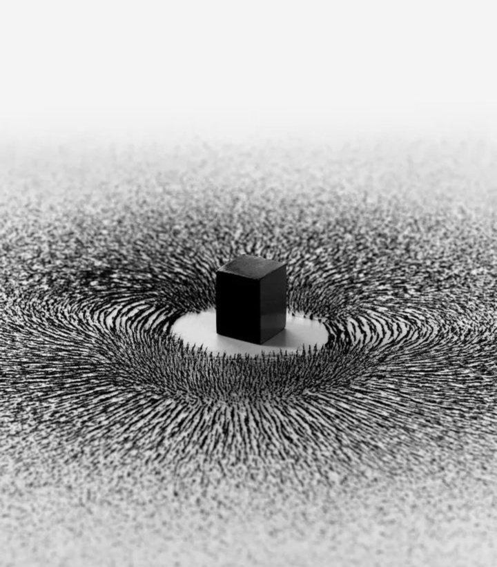 Öyle çok dağıldık ki, toparla bizi Allah'ım.