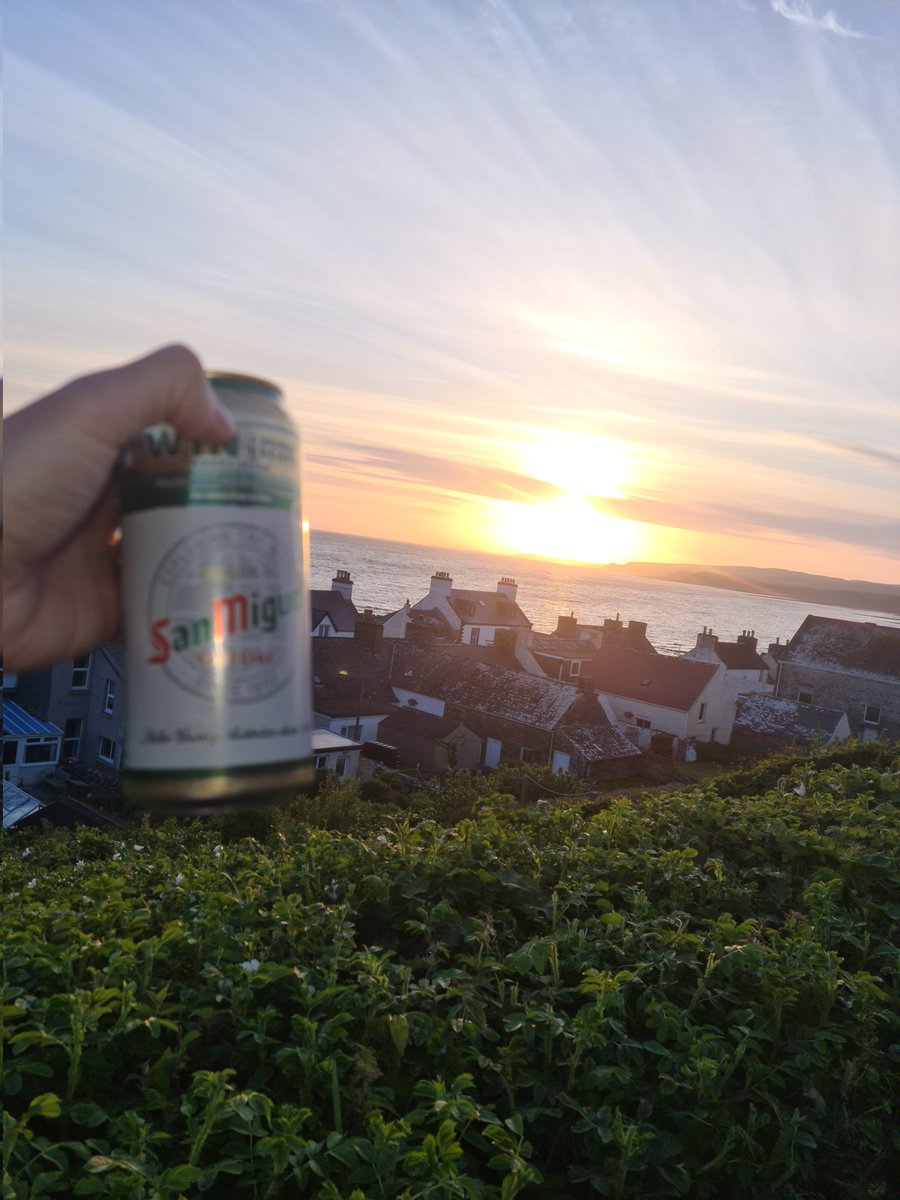 Dezc64's tweet photo. Have a good one troops🍺 https://t.co/Eq7WcB3CiI