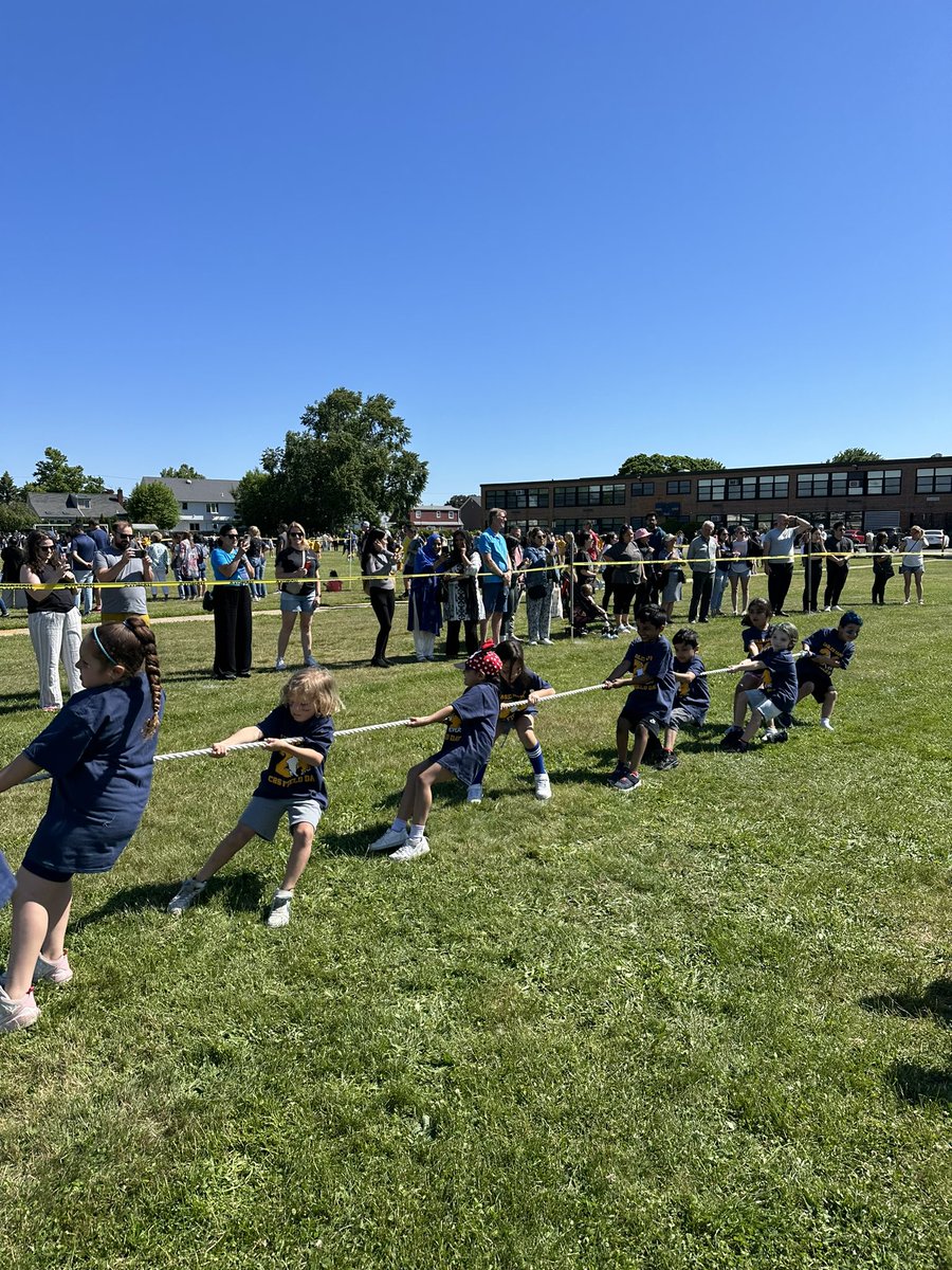 CBS Field Day 2024 💙💛 An exciting day filled with smiles, fun, and friendly competition! So proud of this crew for always trying their best and cheering each other on all morning long 🥰👏🏻 <a href="/CBS_Bethpage/">Central Boulevard Elementary School</a>