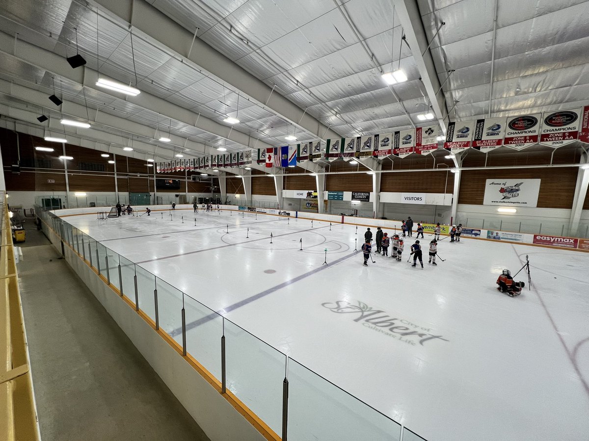 A_AcademyHockey's tweet photo. Day 2 year end on-ice testing! Another great day @comp_thread #Group45 #Group5 #Group67 https://t.co/3UgtH7C8jj