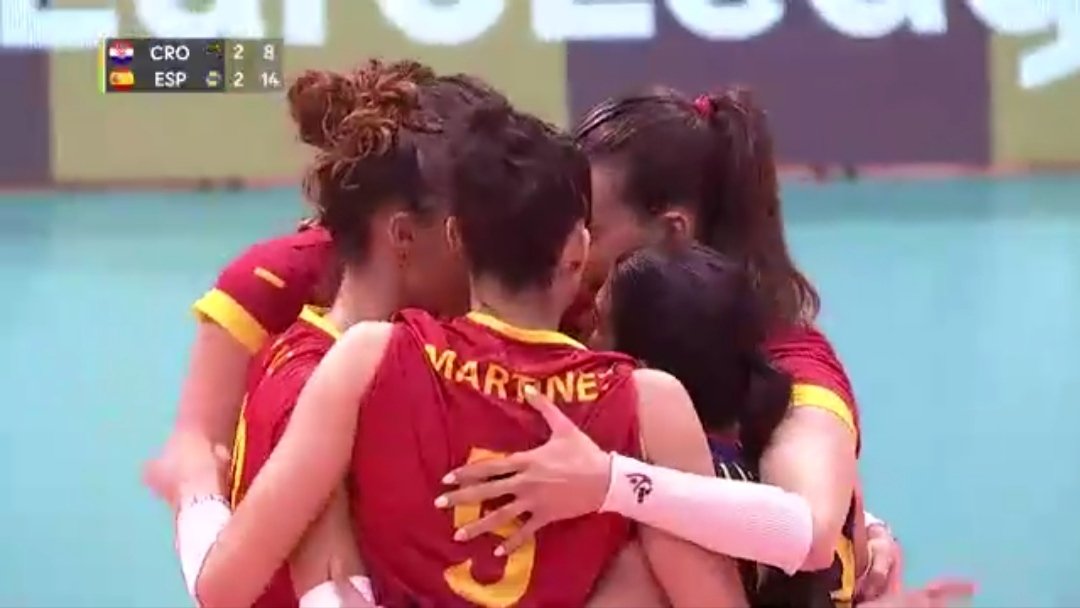 la_antorchita's tweet photo. 🏐#Voleibol Golden League Europea en Gijón 🇪🇦

♀️
✅ España 🇪�� gana 3-2 (25-17, 16-25, 25-20, 23-25, 15-8) 🆚 Croacia 🇭🇷 en la penúltima jornada tras un partido de muchas alternativas

💪España 🇪🇦 suma la segunda victoria y cierra esta fase 🆚 Rumanía 🇷🇴 el domingo a las 12:00⏰ https://t.co/KM5Dv9EgMf