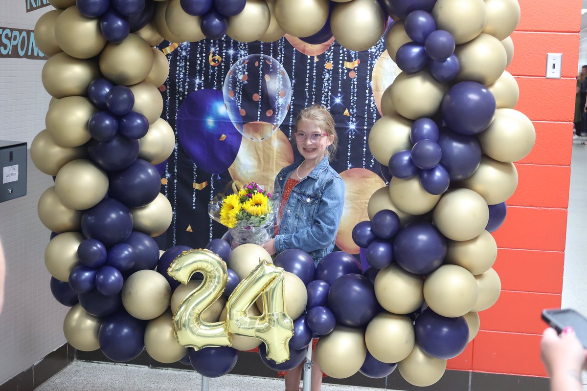 E Carver Co Schools tweet media