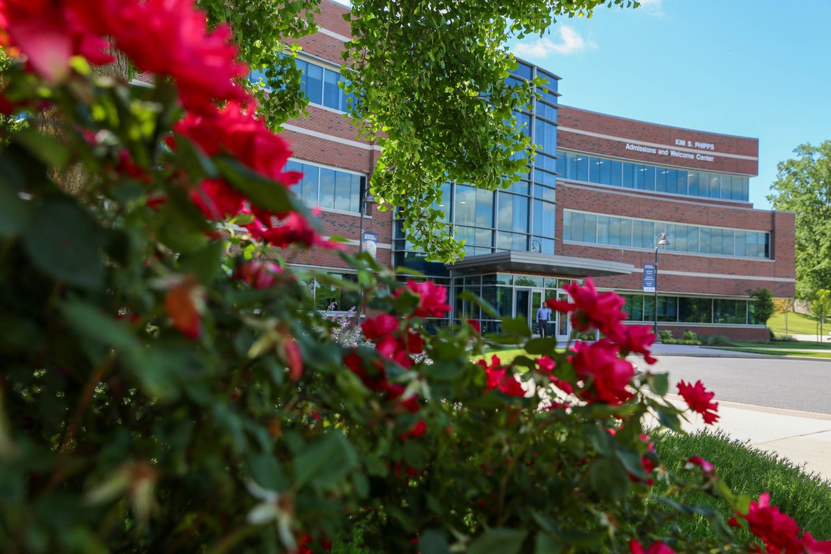 messiah_univ's tweet photo. Messiah, spring looks good on you π·ππΏπͺ»π
#springatmessiah #campusbeauty https://t.co/bBtV80YQbZ