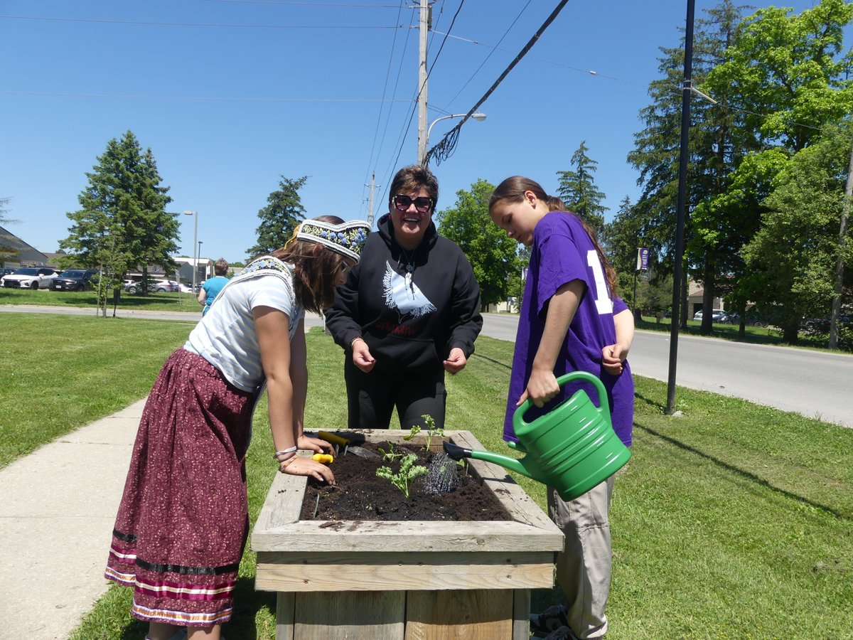 Six Nations of the Grand River tweet media