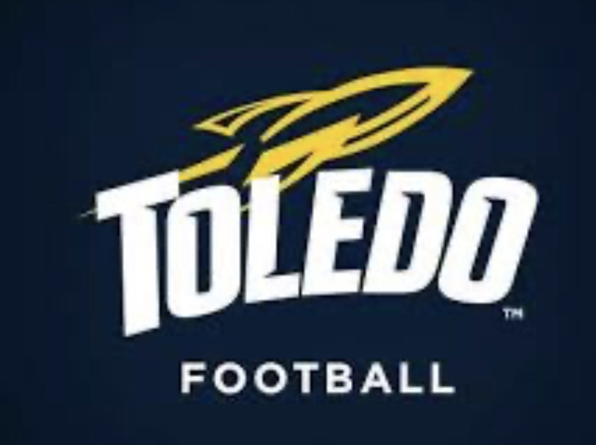 After a great workout and conversation with @CoachTBennett_ I’m blessed to have received my first D1 offer to the University of Toledo @CoachRossWatson @vkehres @coachrohn @CoachBush_DLS @RisingStars6 @AllenTrieu @TheD_Zone @Bryan_Ault @PrepRedzoneMI @DLSFootball_MI