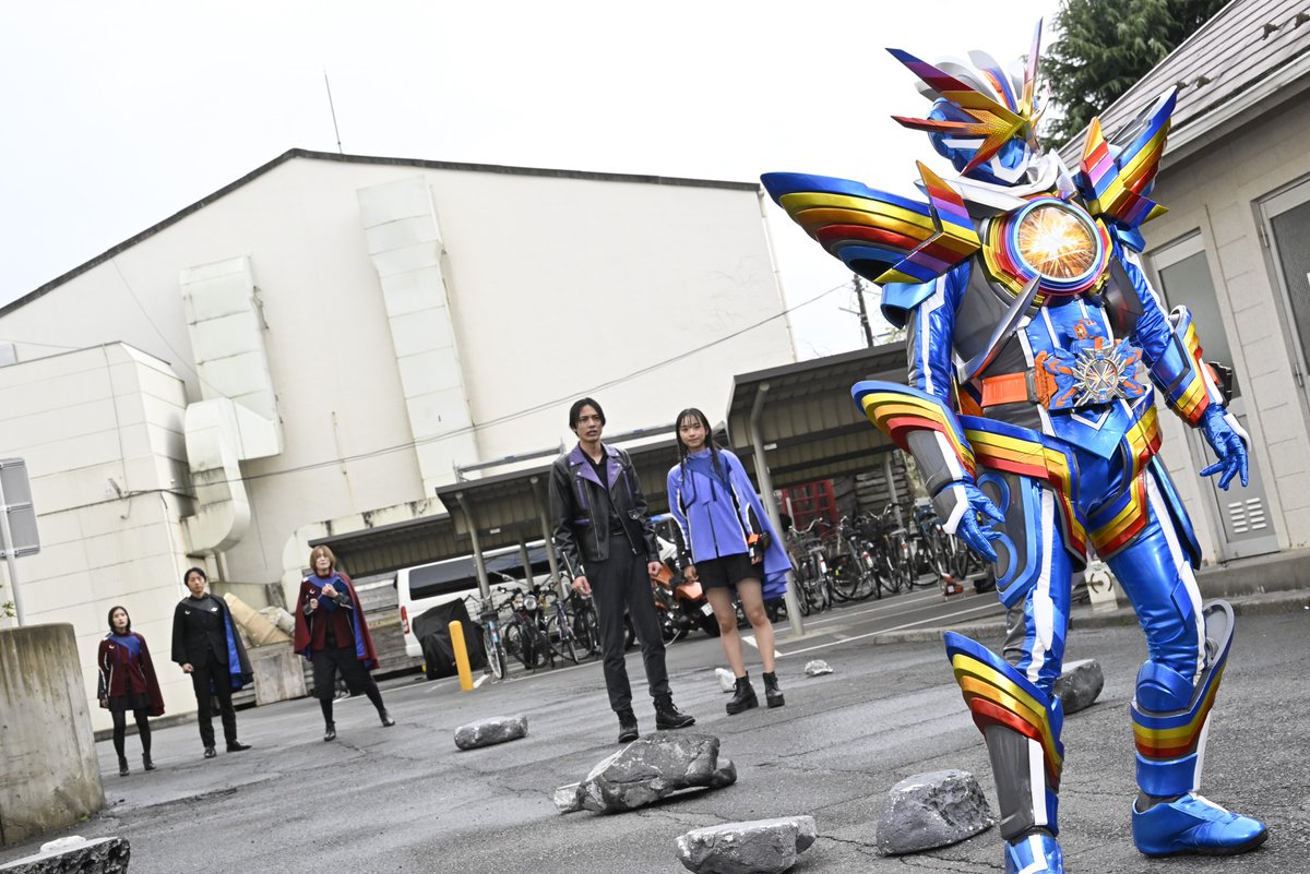 Sherotoku's tweet photo. Tomorrow Debut Kamen Rider Rainbow Gotchard https://t.co/BVd78cSyvA