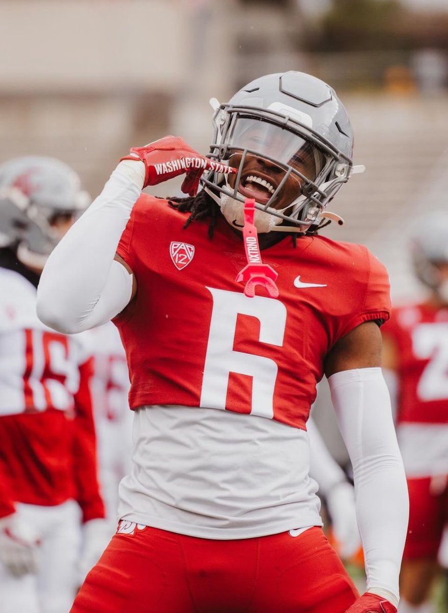 GaylonMcneal's tweet photo. #AGTG after a great camp and conversation with @CoachMalone18, i’m blessed to receive a offer from @WSUCougarFB ! 

@therealraygates @CoachEReinhart @coachcilumba https://t.co/XIeBxKBuNH