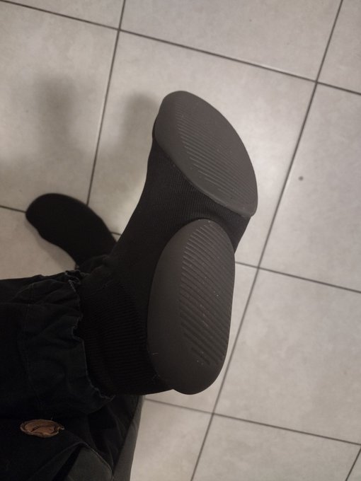I got hooves Nigga! Hooves! https://t.co/kZA5Ls0GqE