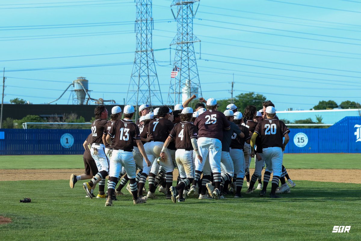 For the first time since 2015, The Caravan are sectional champions. 

👌more