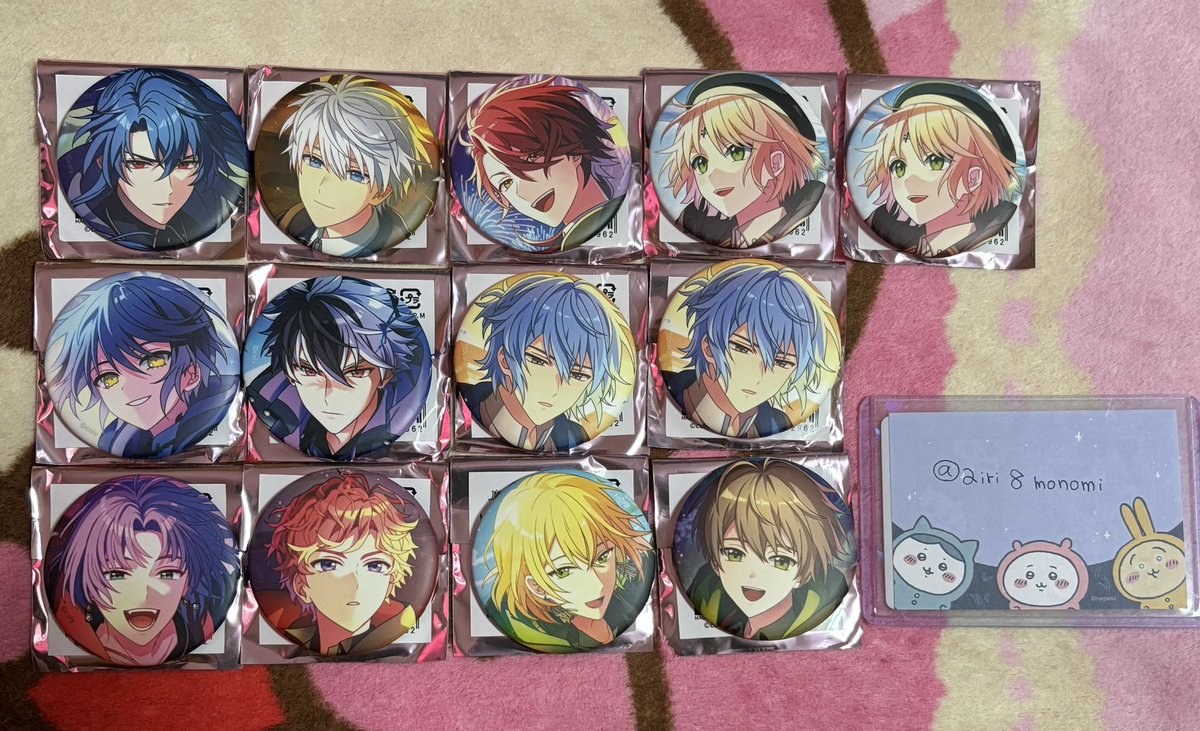 airi8monomi's tweet image. 魔法使いの約束 まほやく
魔法使いパーティ 缶バッジの
交換 譲渡の募集をします🙇‍♀️
譲→オズ アーサー カイン リケ×2
ホワイト ブラッドリー ネロ×2
ムル クロエ ルチル ミチル
求→フィガロ or 定価＋送料
お気軽にお声掛けくださいm(_ _)m