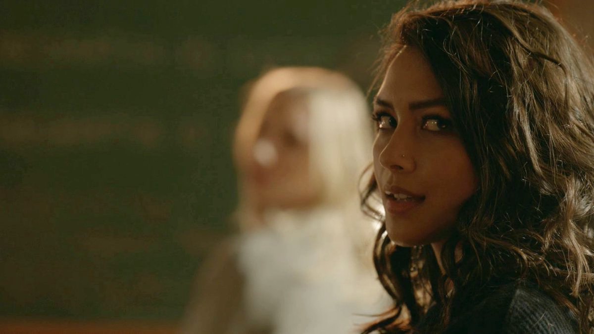 when the legacies writers were like “so this is josie’s ex and you all are supposed to hate her” and proceeded to give us the hottest woman we’ve ever seen