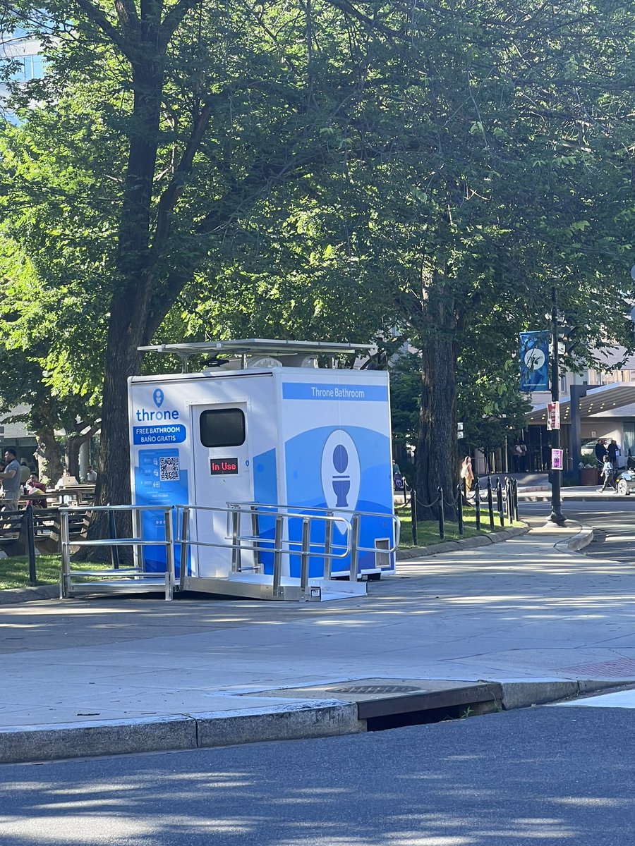 DCrestrooms's tweet photo. Wonderful to see that FINALLY Dupont Circle has a standalone public restroom, albeit in a less than ideal location. We have been advocating for a public restroom at Dupont Circle since 20015.

Lessons learned from our advocacy can be found on our website: https://t.co/IKUQM2P7oy https://t.co/GmydKhGx6d