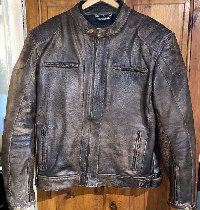 motorcycle jacket leather mens, RKSports, dark brown,large,removable armour  

Ends Sun 2nd Jun @ 5:01pm

ebay.co.uk/itm/motorcycle…

#ad #motorcycle #motorcyclejacket #moto #bikelife #motorbike #yamaha