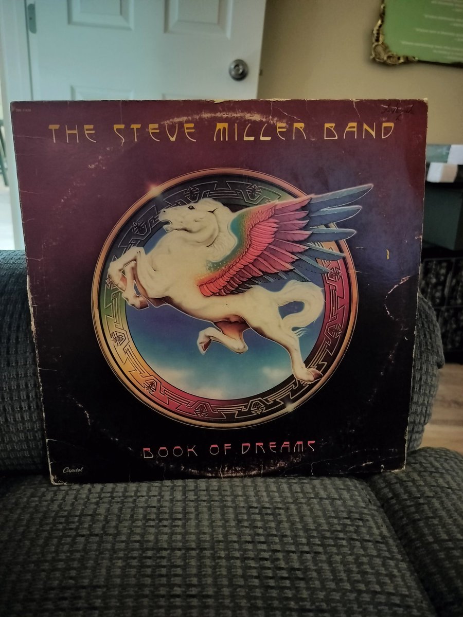 The Steve Miller Band - Book Of Dreams

The one with Jet Airliner and Jungle Love.

#nowplaying #nowspinning #vinylcollection #vinylcollectionpost #vinylcommunity #vinylgram #vinylrecords #vinyloftheday #vinyl #records #album #albumcover #albumoftheday #70s #70srock #classicrock
