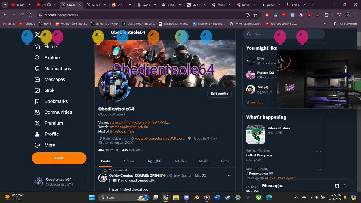 ObedientsoleYT's tweet photo. What's up with twitter when it comes with their birthday balloons https://t.co/2CxKALDGqC