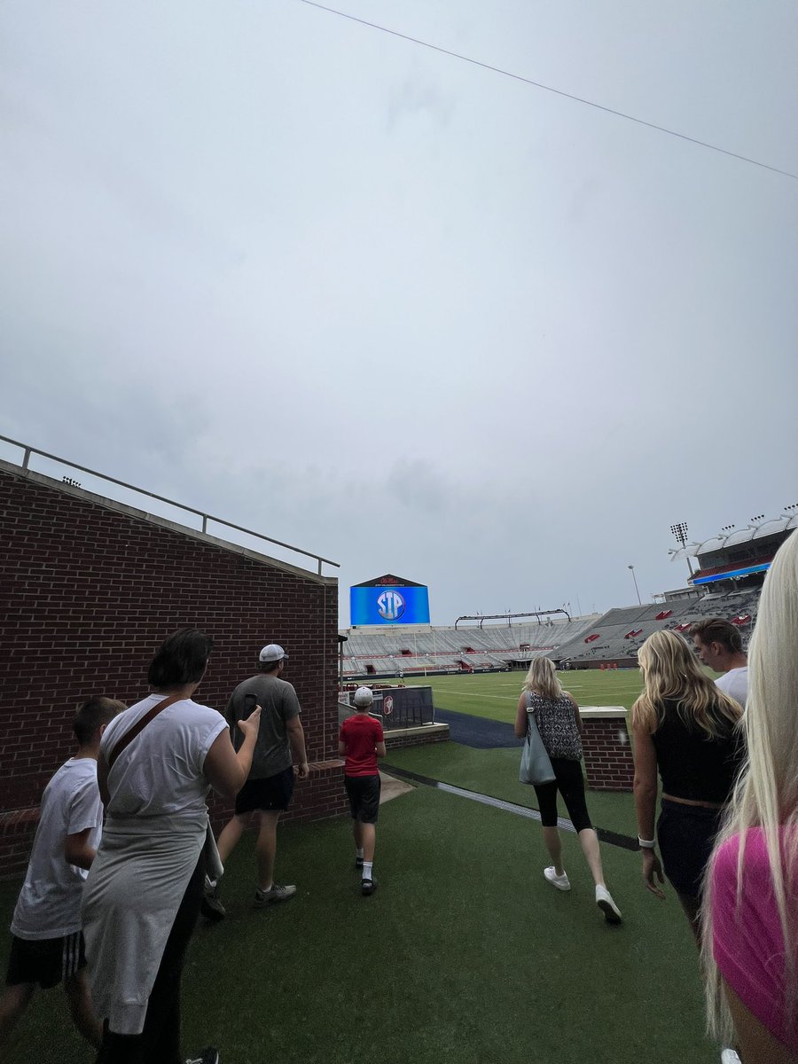 carterdugannn's tweet photo. Had a great time back with @OleMissFB today at camp! Love this environment &amp; still improving. Thank you so much for the invite @CoachSchoonie @CoachSchex https://t.co/5QLvAZJVX2