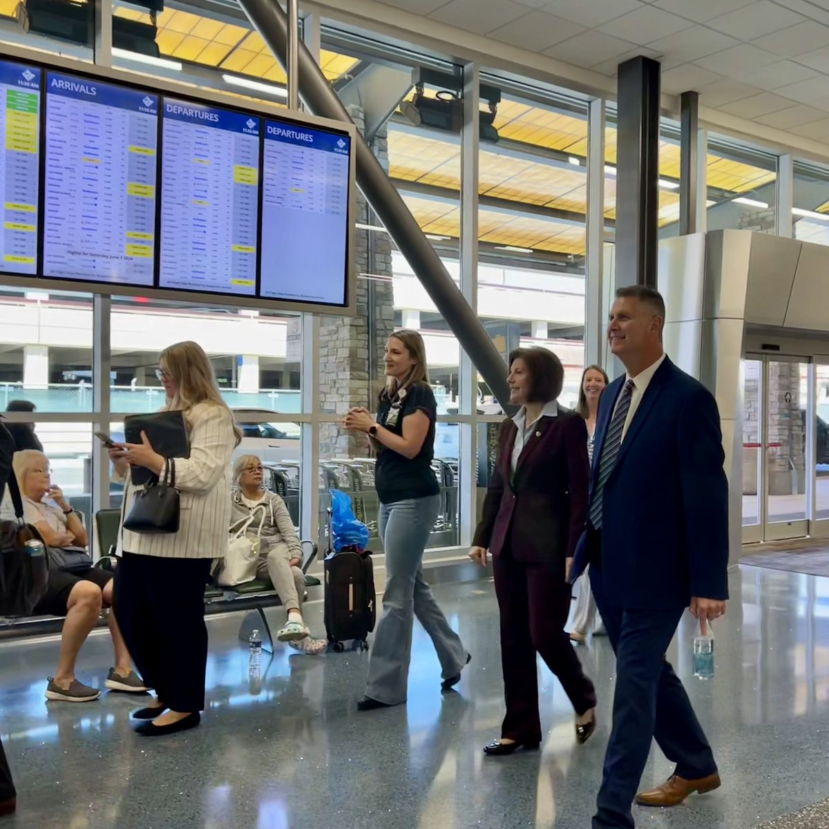 RenoAirport's tweet photo. Today, @SenCortezMasto visited RNO to support new legislation she championed funding anti-human trafficking efforts and expanding programs at airports nationwide. This legislation will provide funding for critical resources, training, and improving programs. #EndHumanTrafficking https://t.co/nDGLWJxB5f