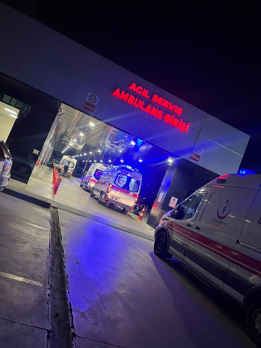 Beyin cerrahinin icapçı olduğu bütün nöbetlerin bana denk gelmesine mi yanayım travmada olmamı mı bilemedim