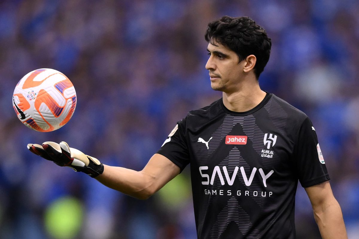 اللهم استره فوق الأرض 
وتحت الأرض 
ويوم العرض

ديما بونو ، لايك اذا تشوفه اعظم حارس 😂💙
#الهلال_النصر_نهائي_كاس_الملك