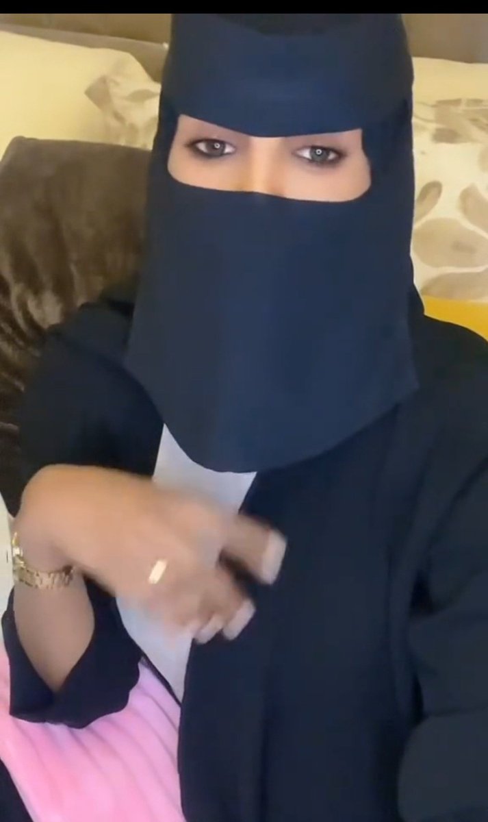 ZwajAm90089's tweet photo. أرملة سعودية غنية تبلغ من العمر 35 عاما تريد الزواج 💍 لديها فيلا في الرياض وسيارة وشركة خاصة، تكاليف السفر على حسابها الخاص للراغبينhh
لطلب الاعلان واتس 0538049345
#مسيار
#الهلال_النصر_نهايي_كاس_الملك https://t.co/JyLCXMT5YN