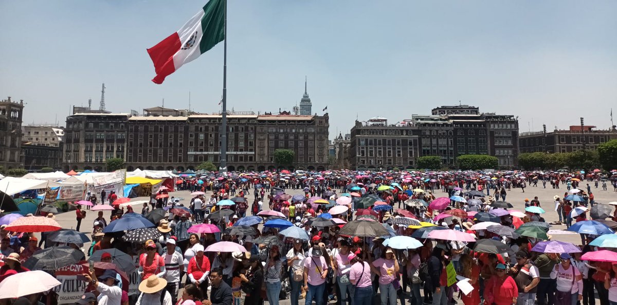 SEC9Cnte's tweet photo. #ParoIndefinidoCnte #Seccion9CNTE @Claudiashein @epigmenioibarra @Hacienda_Mexico @JesusRCuevas @Letamaya @GobiernoMX @lopezobrador_ https://t.co/sIHhGq70Lv
