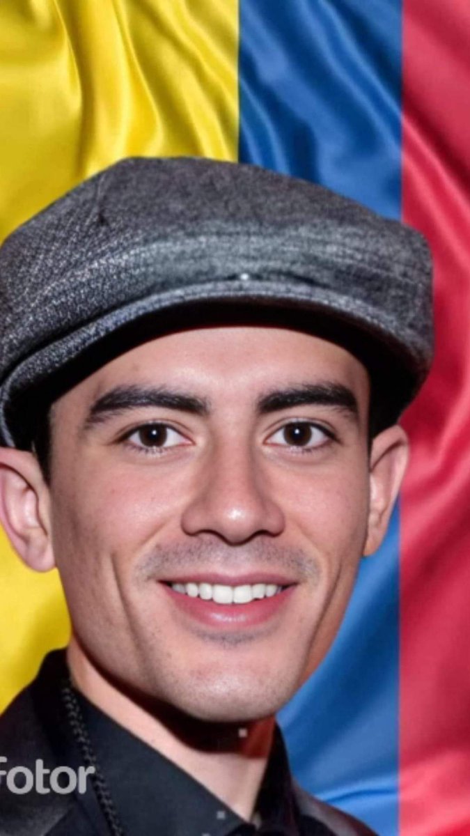 🇪🇨 Ecuador se convierte en cuna de Campeones mundiales de Ajedrez  ♟️

Él es el joven Riobambeño  PABLO GUALAN ANILEMA
 quién se consagró como campeón mundial de ajedrez. 

Un orgullo para Riobamba 
Pero como no es aniñado,
no lo entrevista en Ecuavisa, Teleamazonas, La Posta.