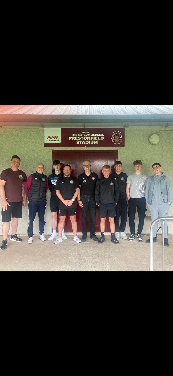 🌹⚽️ Next Season Prep ⚽️🌹

Linlithgow Rose U20 <a href="/LRFCU20s/">Linlithgow Rose F.C. U20s</a> - What a start to our preparations 💪🏼

🔴 Appreciation Post 🔴

THANK YOU Adrian, Alastair &amp; Michael at Linlithgow Community FC 👏🏼We will be sporting 🆕 tracksuits thanks to their extremely generous donation! 👏🏼