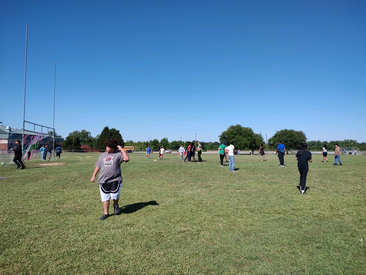 Selma Middle School tweet media