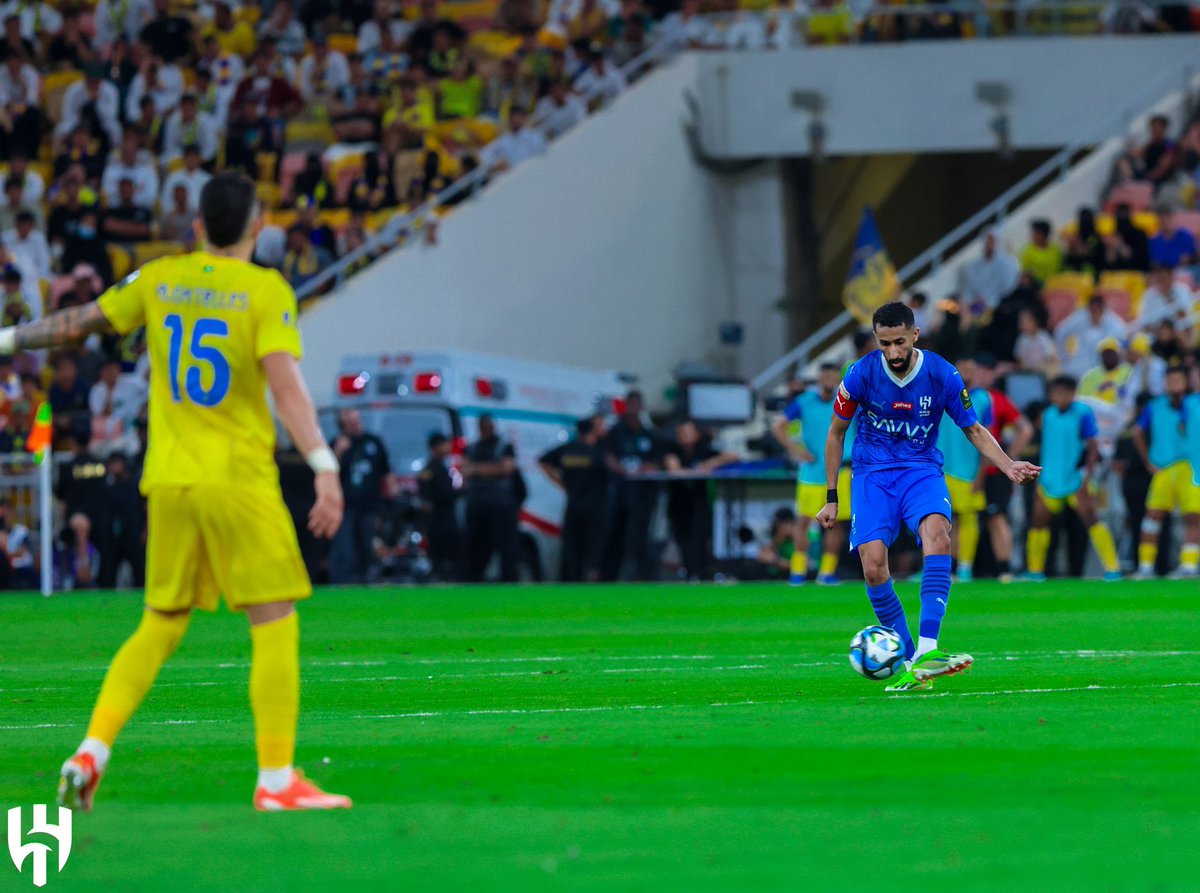 السيناريو السينمائي لا ينسيك ال75 دقيقة اللي قدمها سلمان الفرج .. اداء ملحمي وسيطرة على وسط الملعب وتفوق على بروزوفيتش واوتافيو طول بعرض