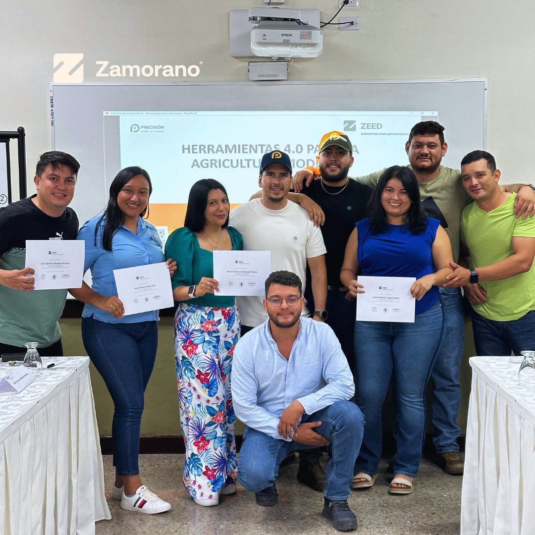 🌾 #Zamorano concluye el curso de Herramientas 4.0. 👩‍🌾 7 personas completaron el #CursoZEED complementando sus conocimientos para una #AgriculturaSostenible e innovadora. ¡Más aprendizaje próximamente! 📚 #CursosZEED #AprendeConZamorano #EducaciónContinua