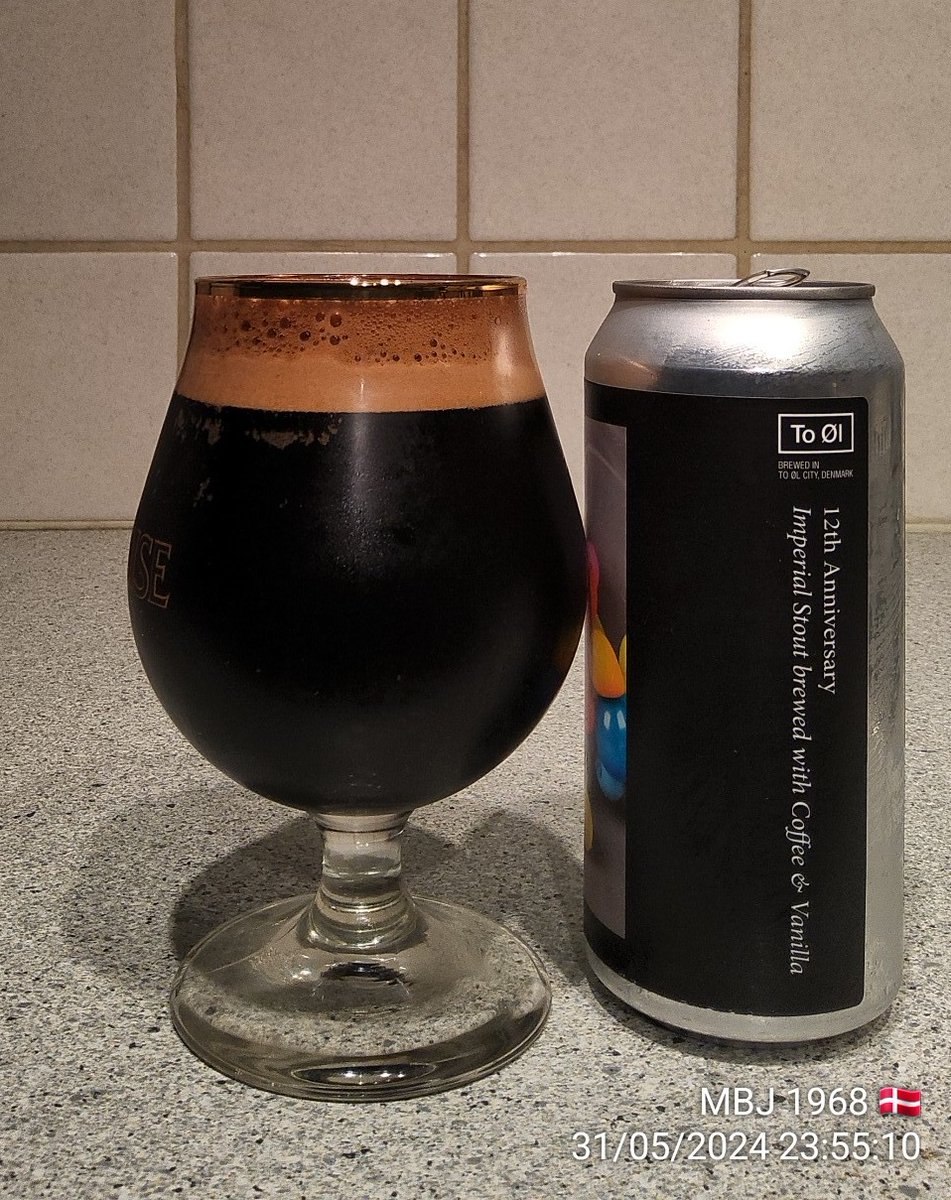 jonasen1968's tweet photo. To Øl 🇩🇰
12th Anniversary 🍻🍻🍻🍻💪
Alkohol: 12,12 %
IBU:
Indehold: 440 ml.
Type: Stout - Imperial / Double Coffee
Serverings temp: 9 - 12
https://t.co/naU0T6iPnn @toolbeer #toolbeer
Købt på: https://t.co/cnLrSfdMsl 👍
https://t.co/FIkD1lBnpN https://t.co/gaWuRq5qfY