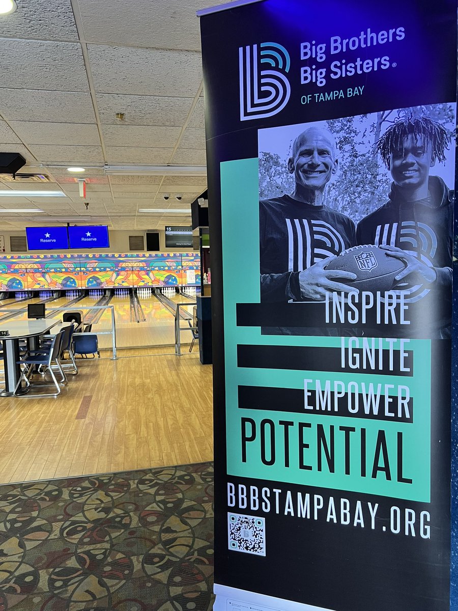 TampaBroker's tweet image. Yesterday we got a chance to participate in a great yearly tradition supporting Big Brothers Big Sisters of Tampa Bay, with an industry bowling event.

Great teambuilding, great networking, great cause!

#networking #fundraising #localcauses #commercialrealestate