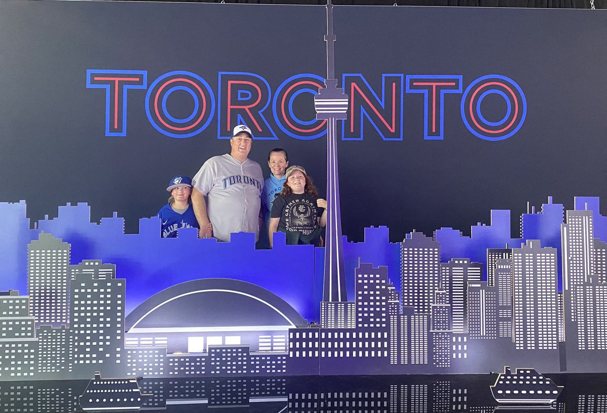 Thanks @Gate14Pod for the great seats. The family is all set for #CityConnect