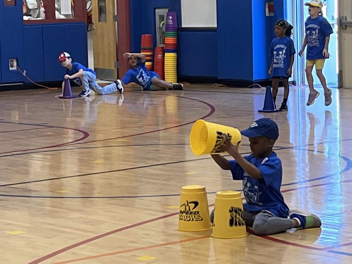 We had an amazing field day today! Thank you to all the parent volunteers, our PTO and all staff who make this fantastic day happen for our #GviewGreatness kids! 👏 @PwaySchools